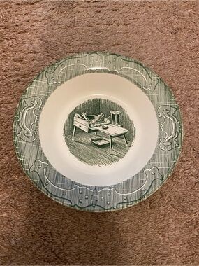 The old curiosity shop green collectable bowl